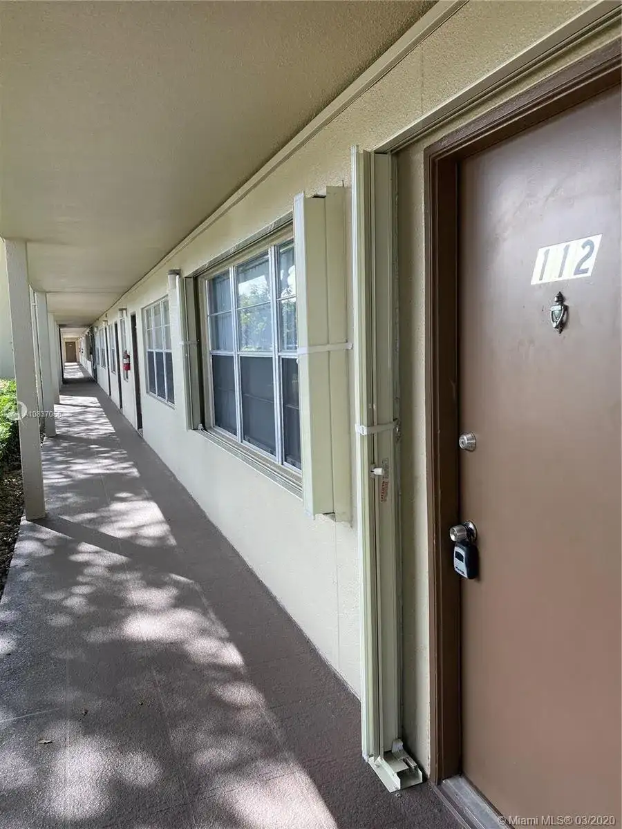 300 SW 134th Way # 112E, Pembroke Pines FL 33027 photo 4