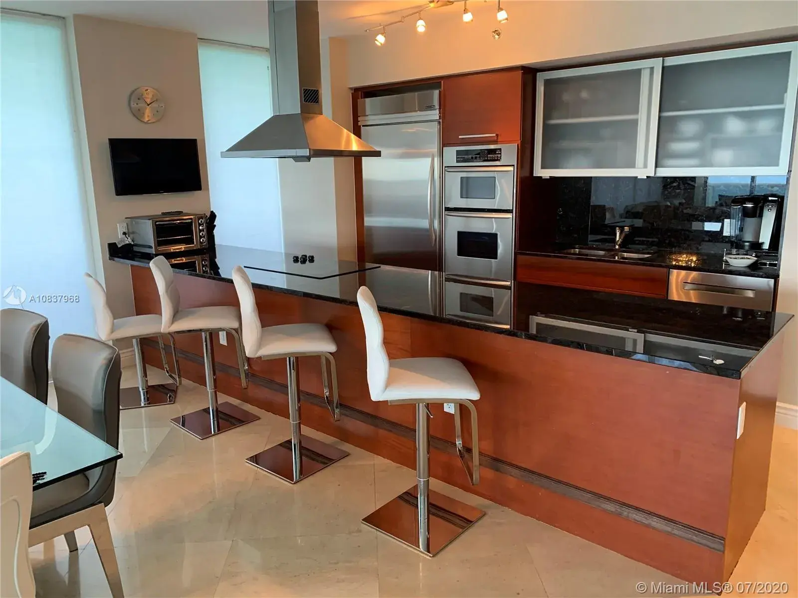 1830 S Ocean Dr # 5001, Hallandale Beach FL 33009