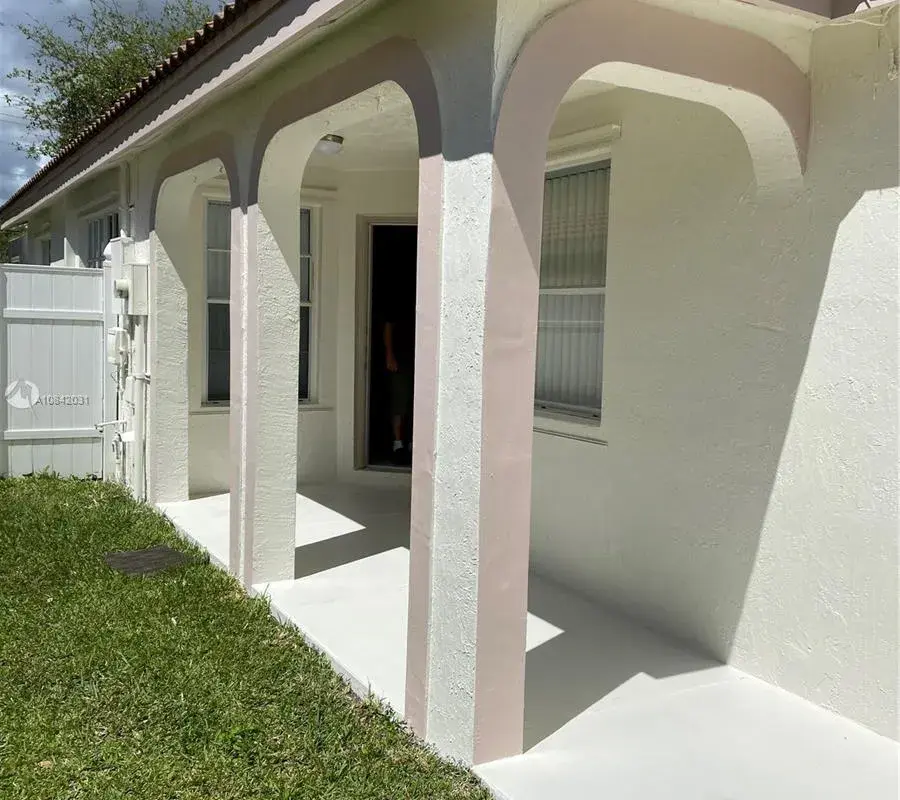 644 NW 183rd Way, Pembroke Pines FL 33029