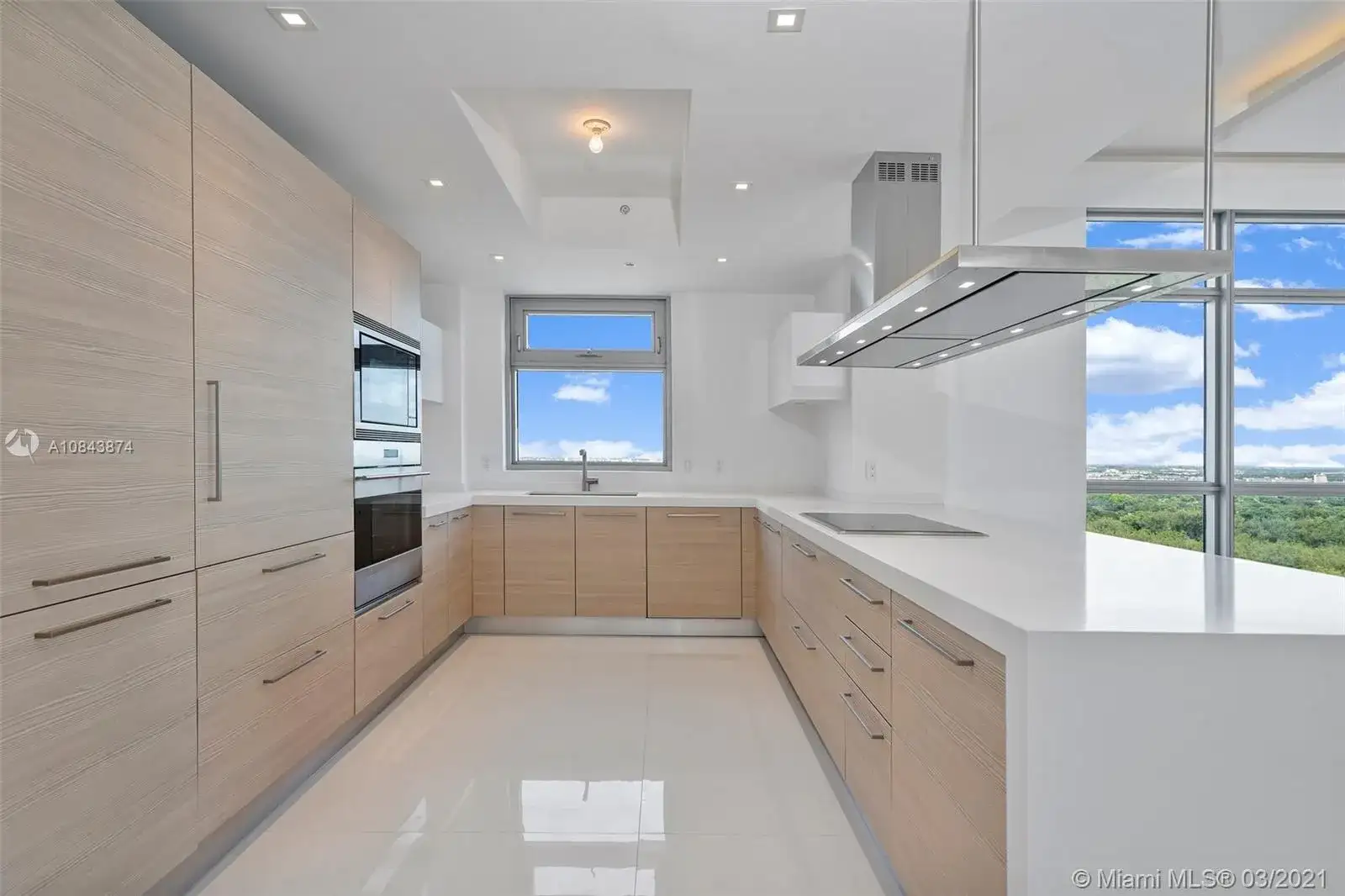 17301 Biscayne Blvd # 2102, North Miami Beach FL 33160 photo 5