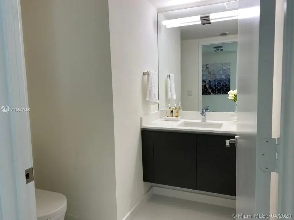 330 Sunny Isles Blvd # 2407, Sunny Isles Beach FL 33160 photo 4
