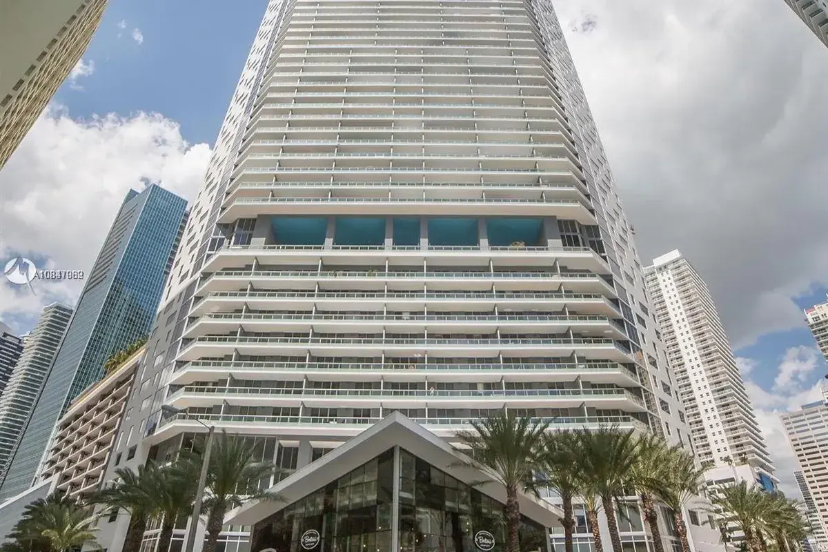 1300 Brickell Bay Dr # 2600, Miami FL 33131
