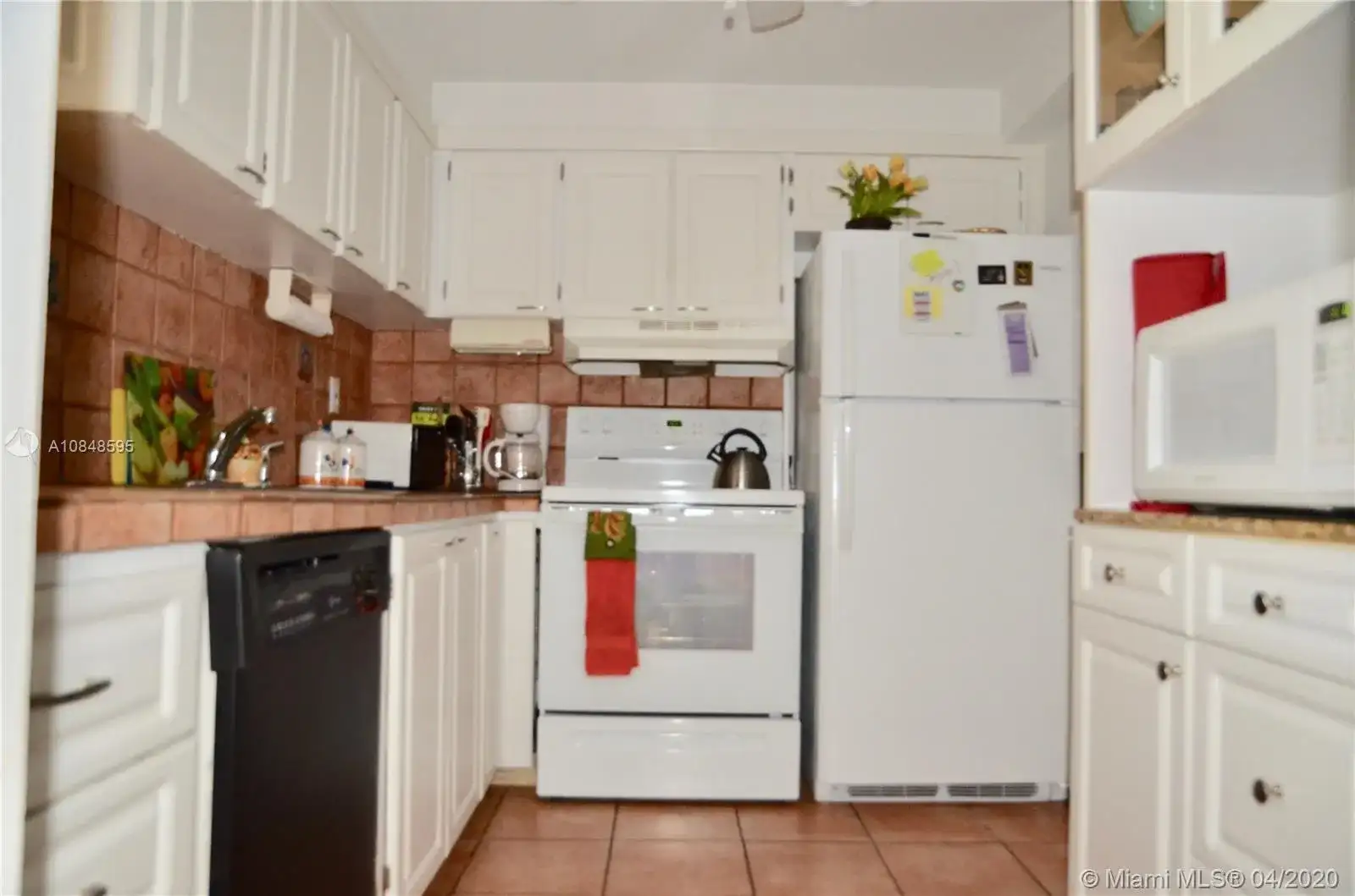 16901 NE 13th Ave # 103, Miami FL 33162 photo 4