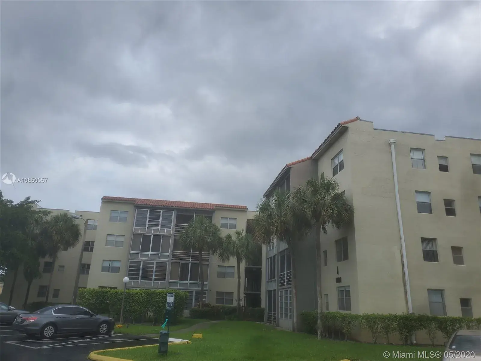 1800 SW 81st Ave # 1408, North Lauderdale FL 33068