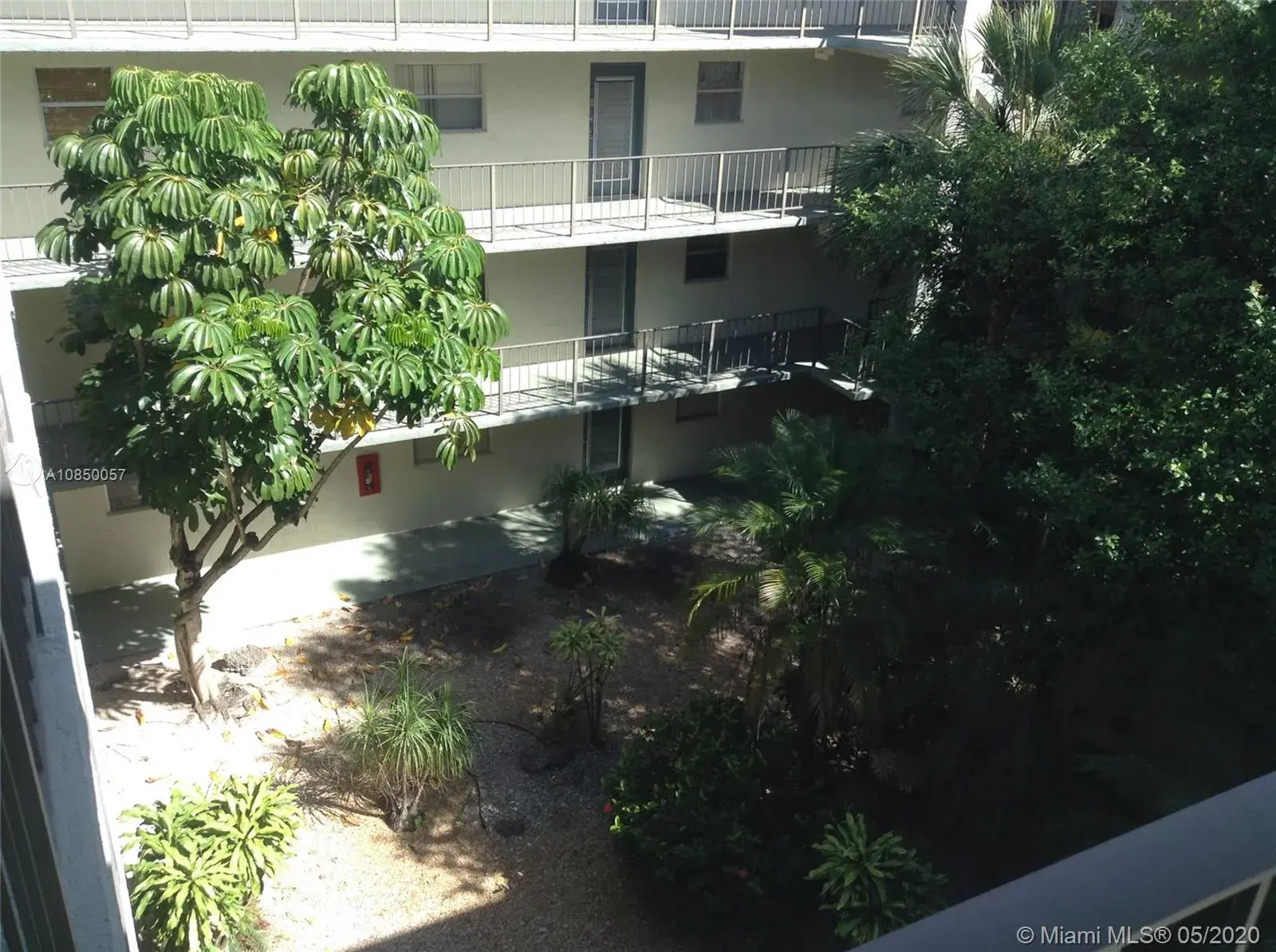 1800 SW 81st Ave # 1408, North Lauderdale FL 33068