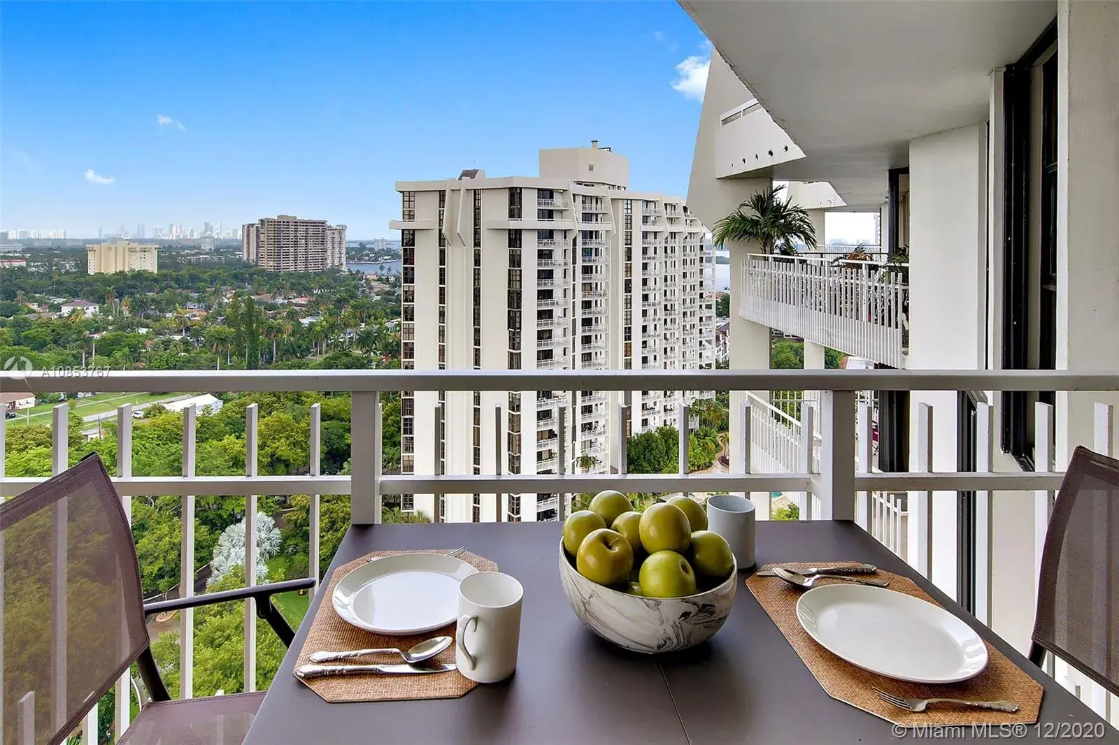 2000 Towerside Ter # 1905, Miami FL 33138