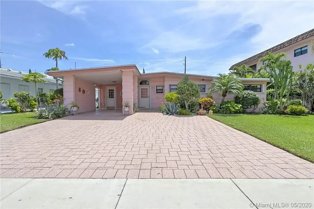 4628 Bougainvilla Dr, Lauderdale By The Sea FL 33308 photo 2