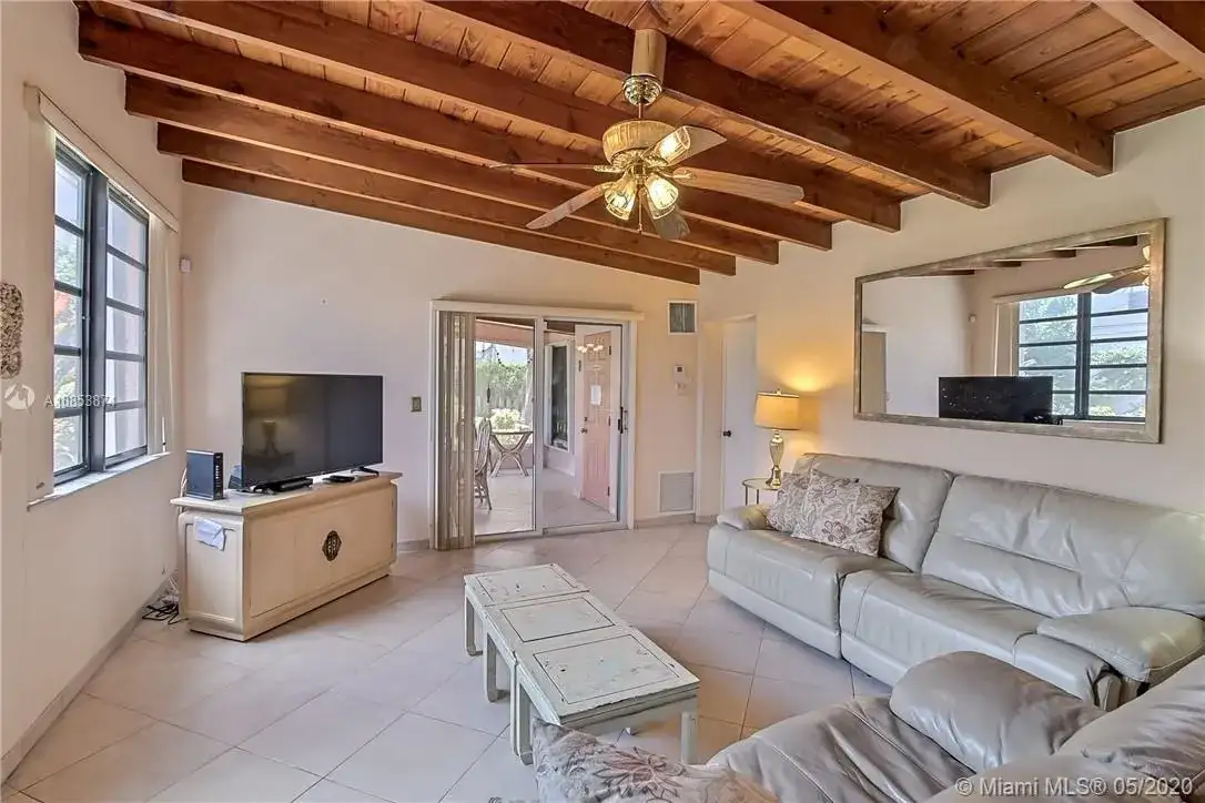 4628 Bougainvilla Dr, Lauderdale By The Sea FL 33308 photo 3
