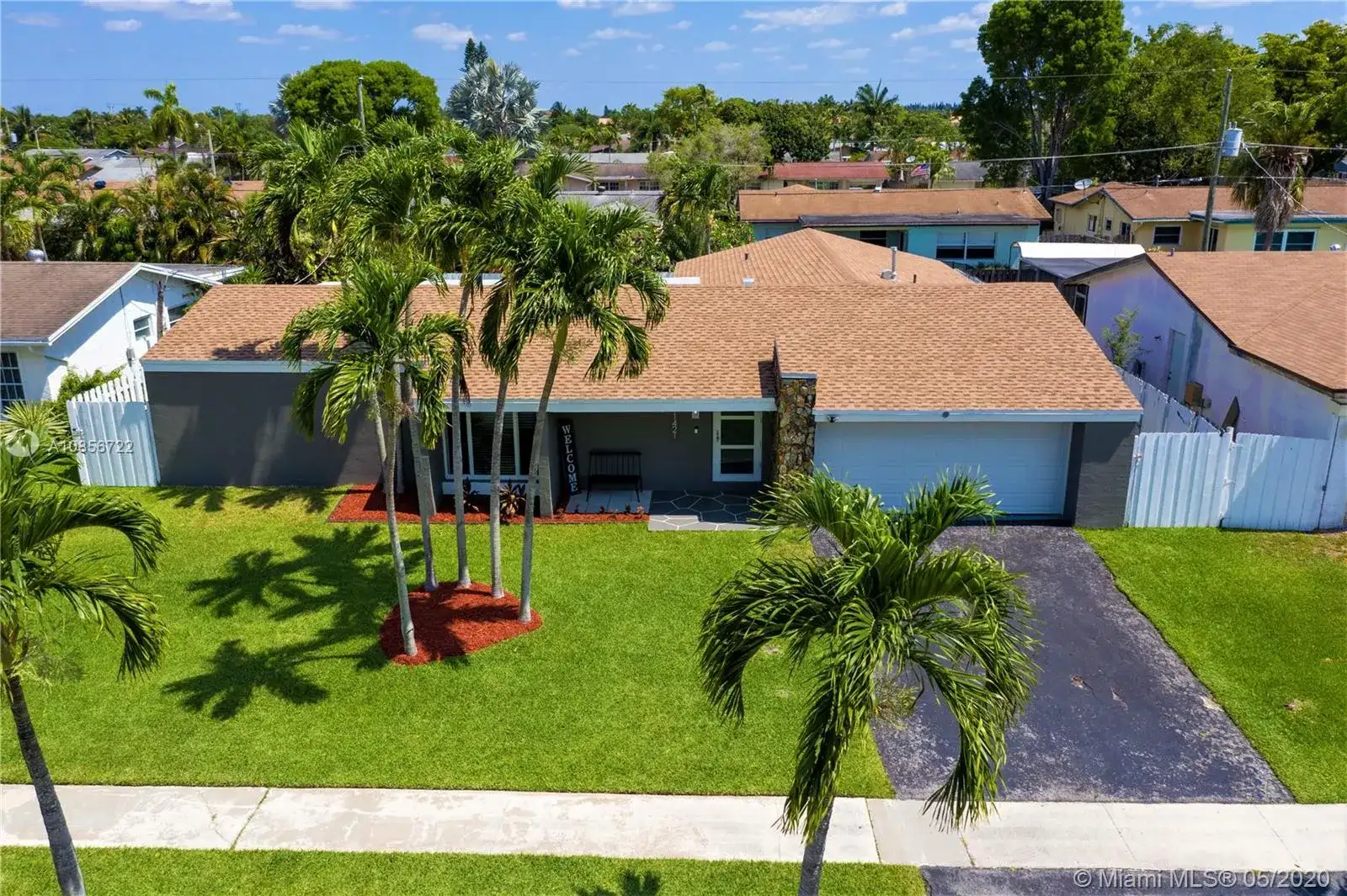 11421 NW 30th Pl, Sunrise FL 33323 photo 2