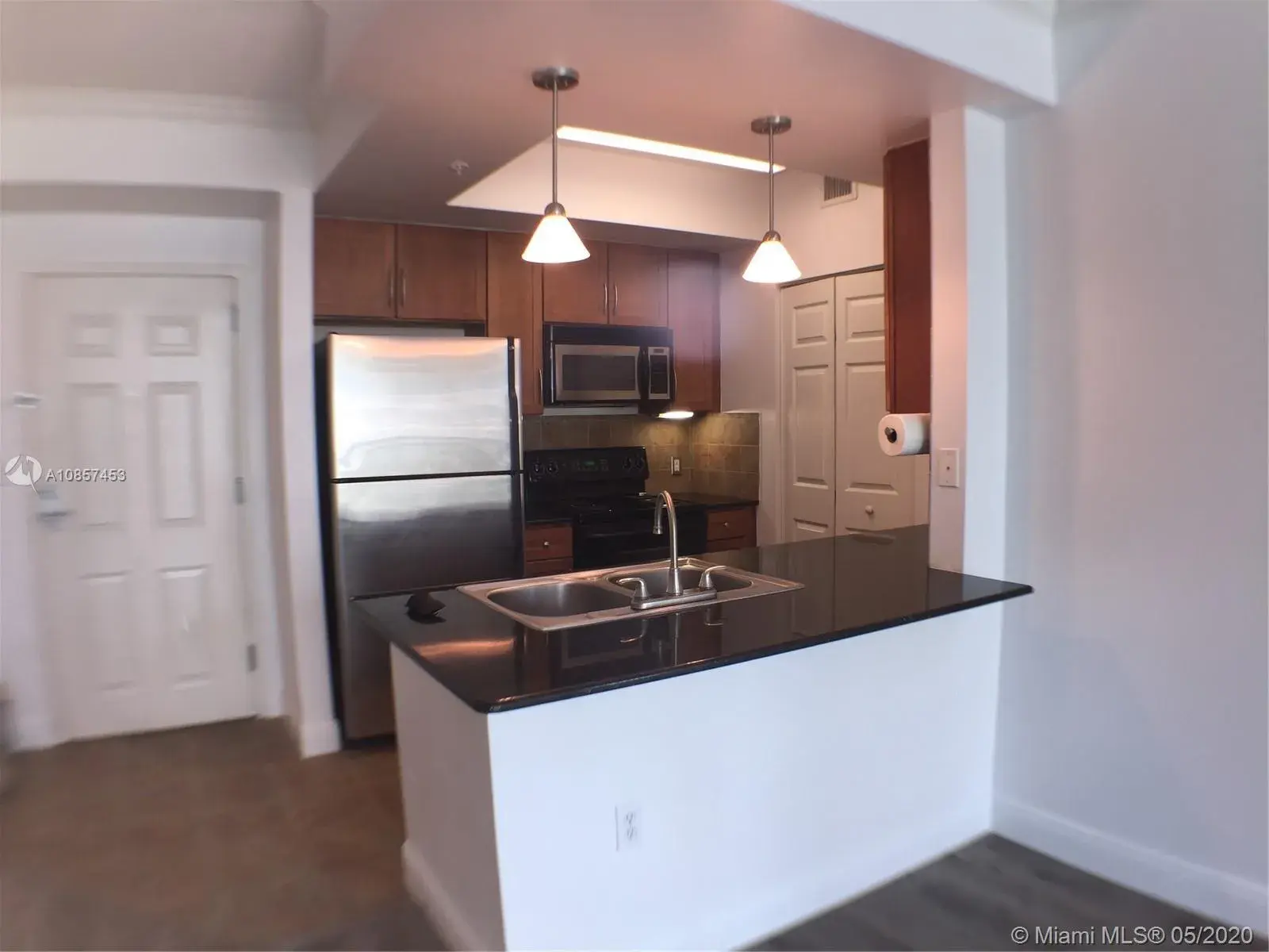 2000 N Bayshore Dr # 303, Miami FL 33137