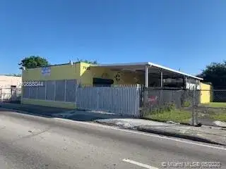 7025 NW 7th Ave, Miami FL 33150 photo 2