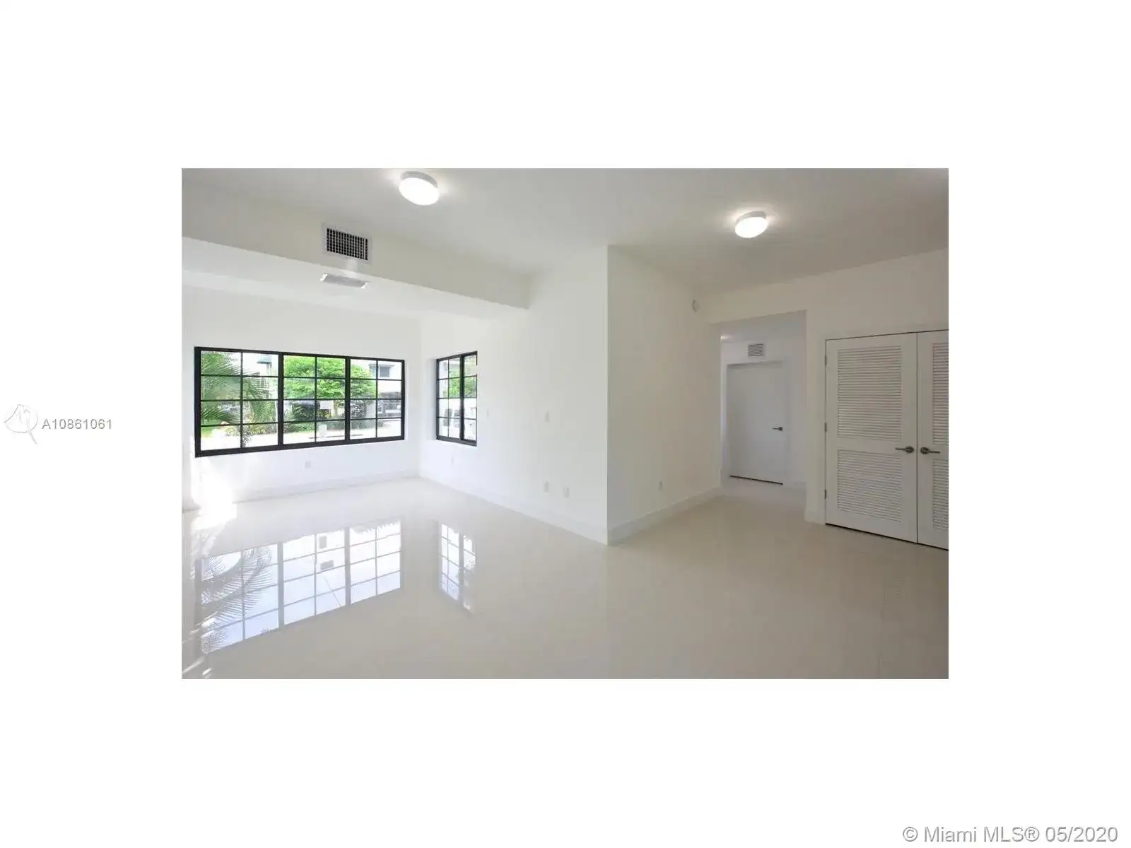 1901 S Le Jeune Rd # 1, Coral Gables FL 33134 photo 2