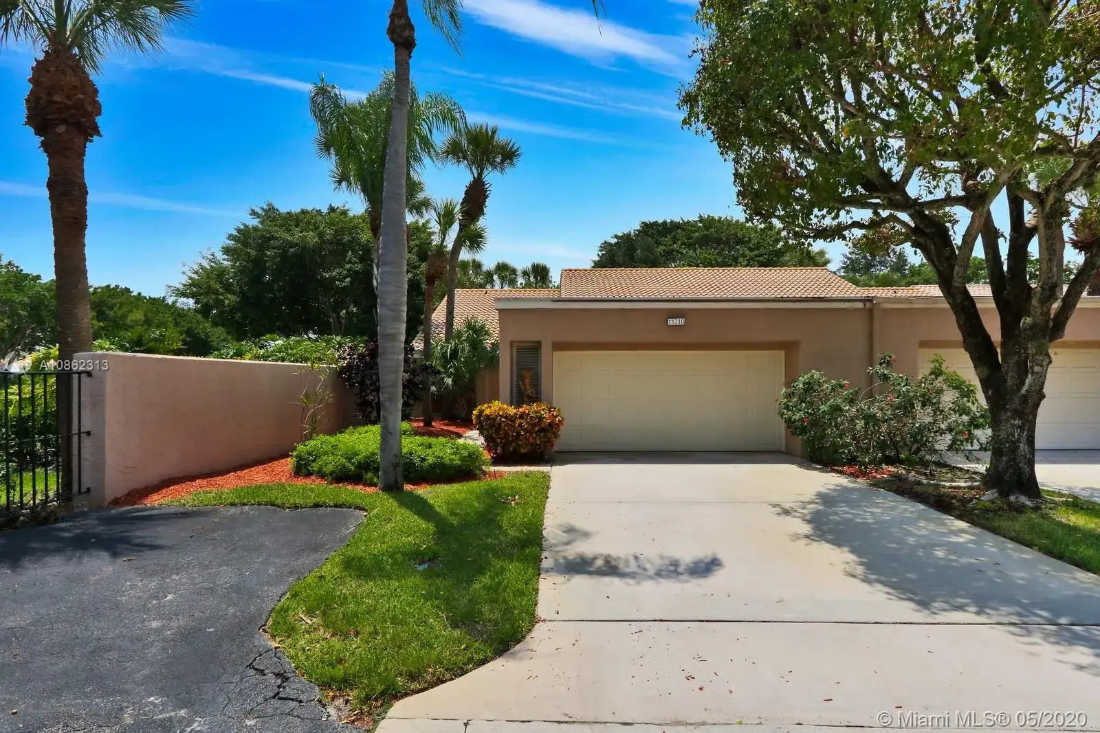 11210 Applegate Cir, Boynton Beach FL 33437 photo 2