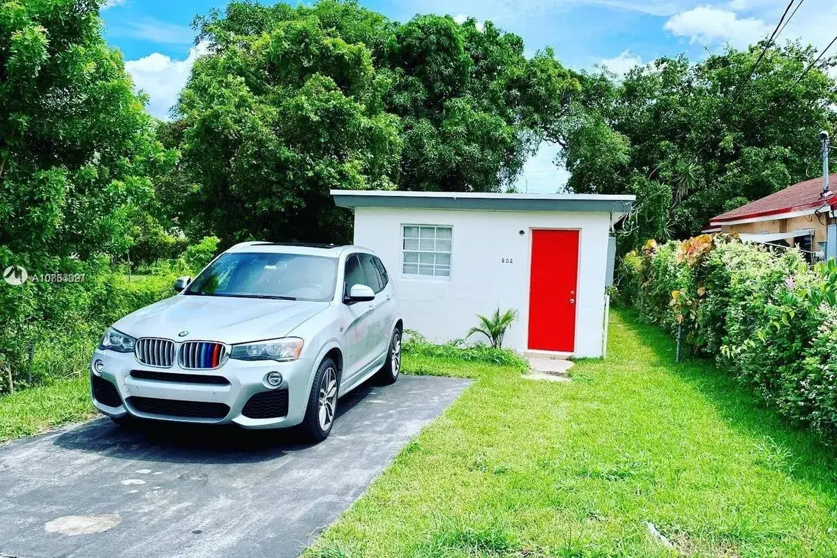 802 NW 3rd Ter # 0, Hallandale Beach FL 33009