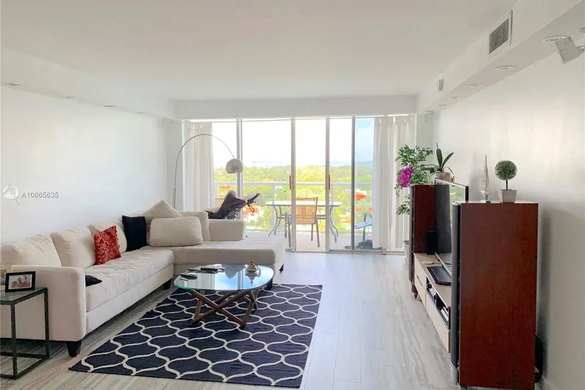 5750 Collins Ave # 11D, Miami Beach FL 33140