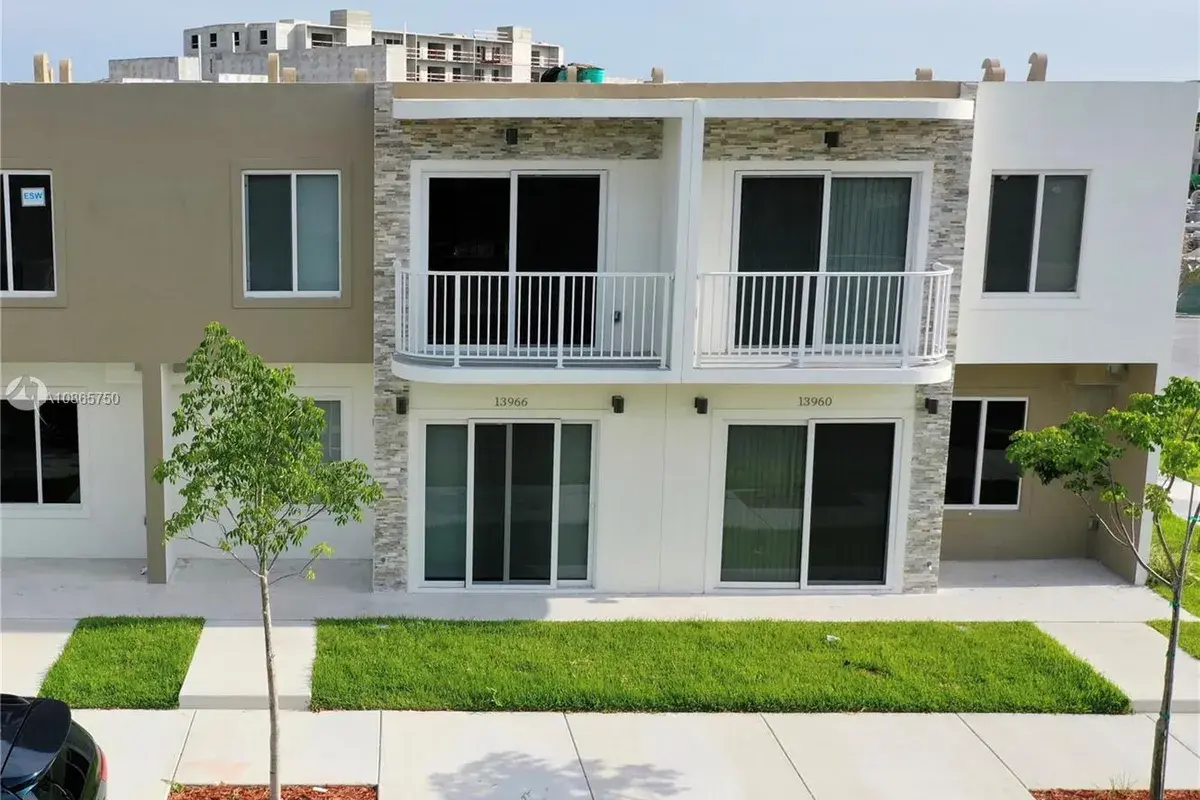 13966 SW 259th Way, Homestead FL 33032