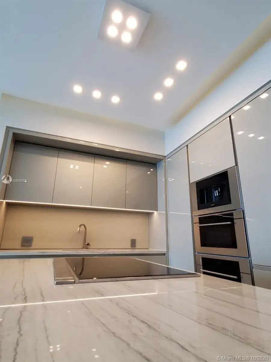 18975 Collins Ave # 3202, Sunny Isles Beach FL 33160 photo 3