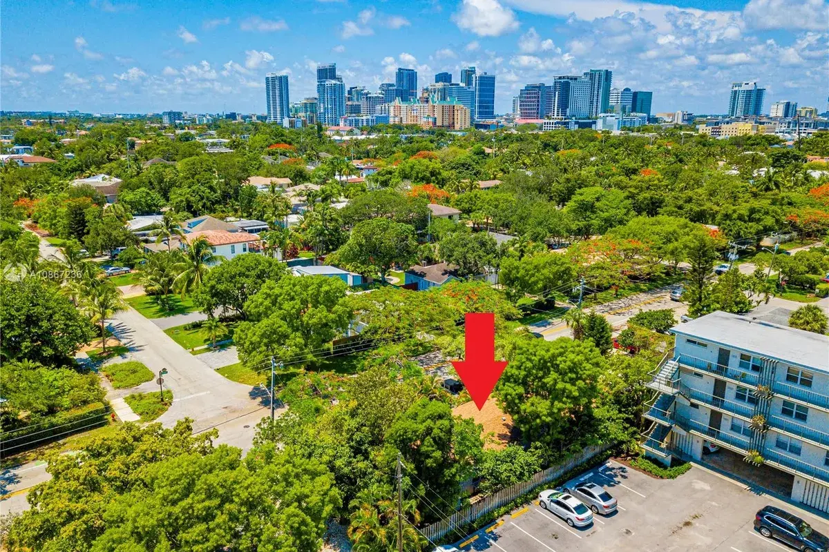 1215 NE 6th St, Fort Lauderdale FL 33304