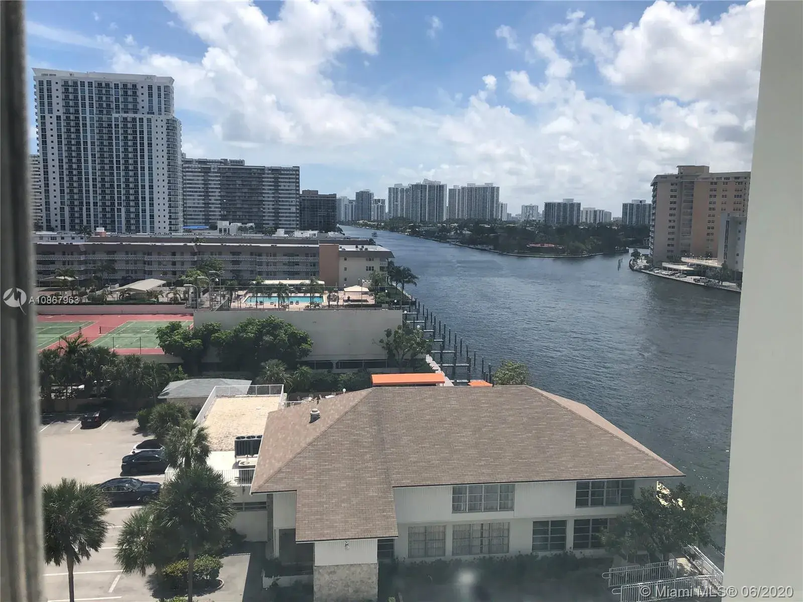 1833 S Ocean Dr # 812, Hallandale Beach FL 33009