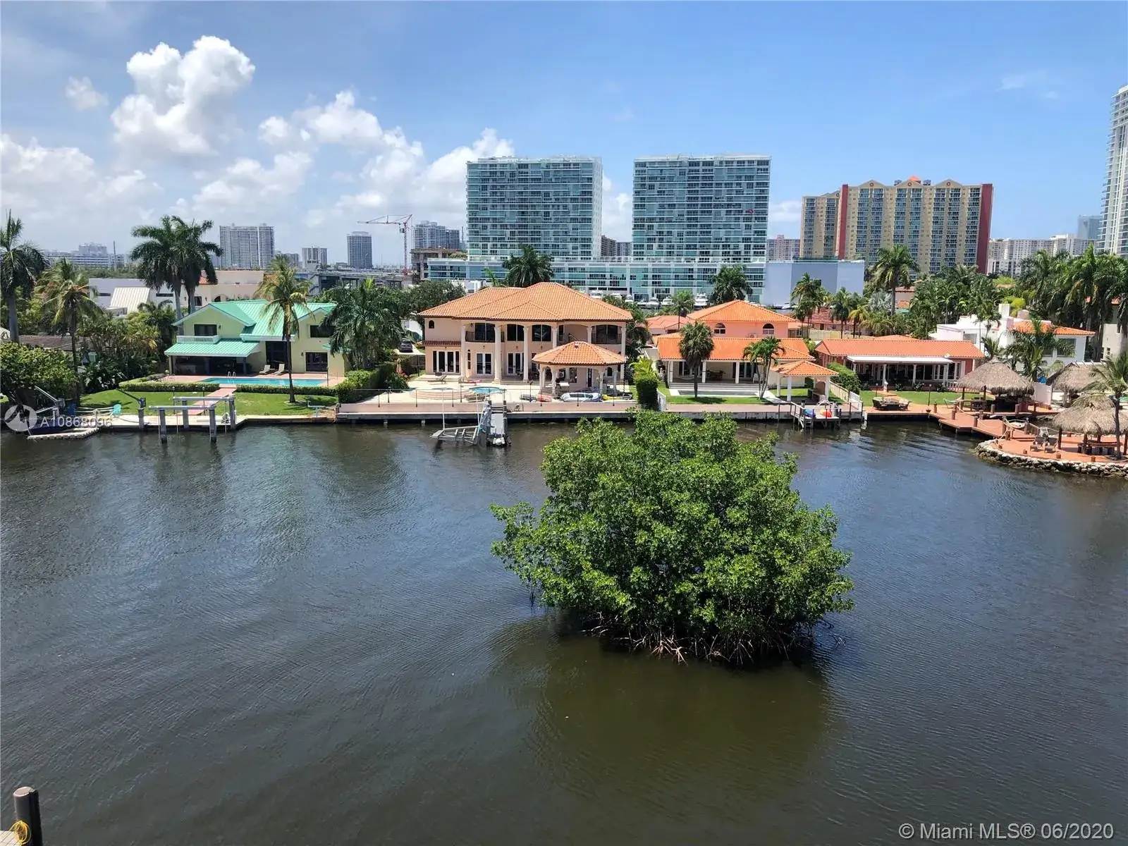 401 Poinciana Dr # 1225, Sunny Isles Beach FL 33160