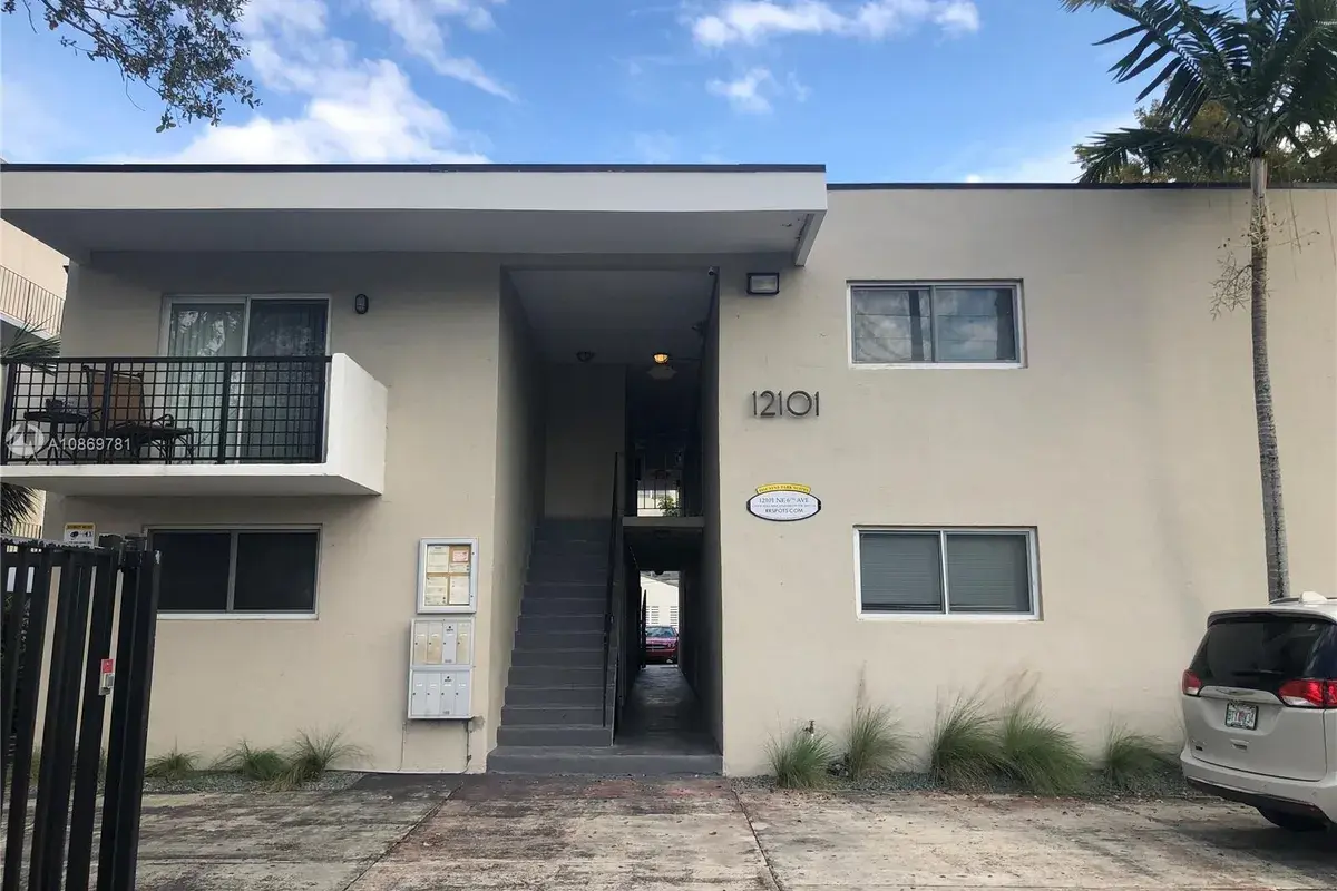 12101 NE 6th Ave # 3, North Miami FL 33161