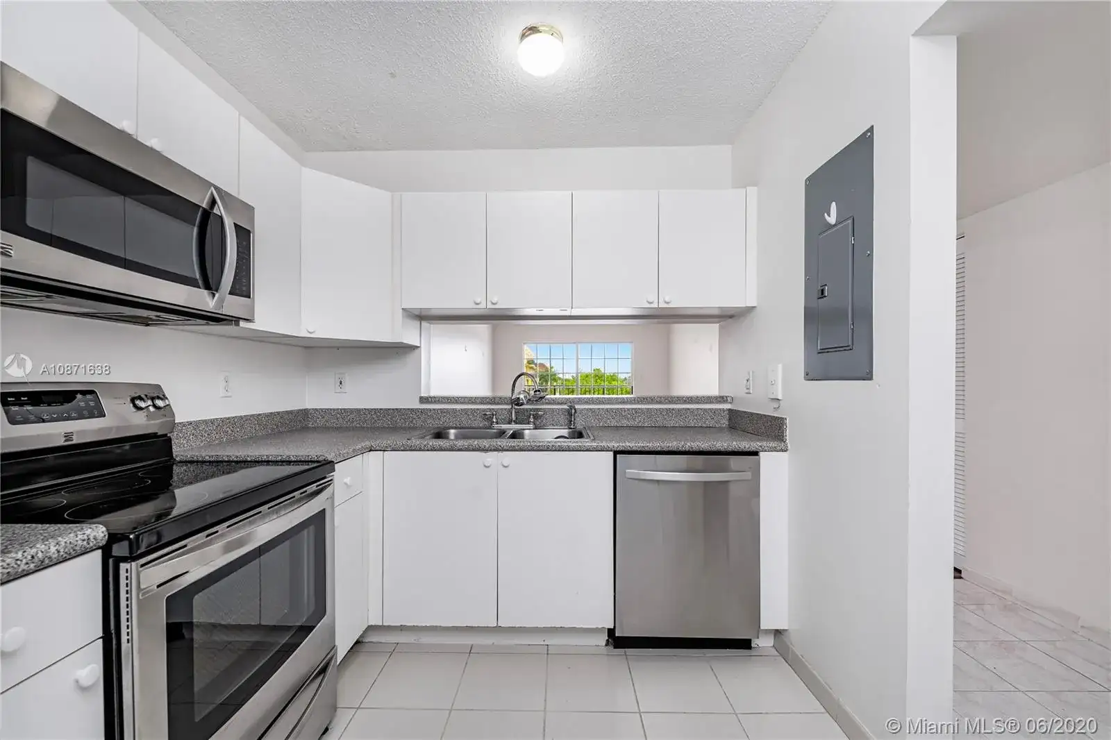 8900 Collins Ave # 401, Surfside FL 33154 photo 3