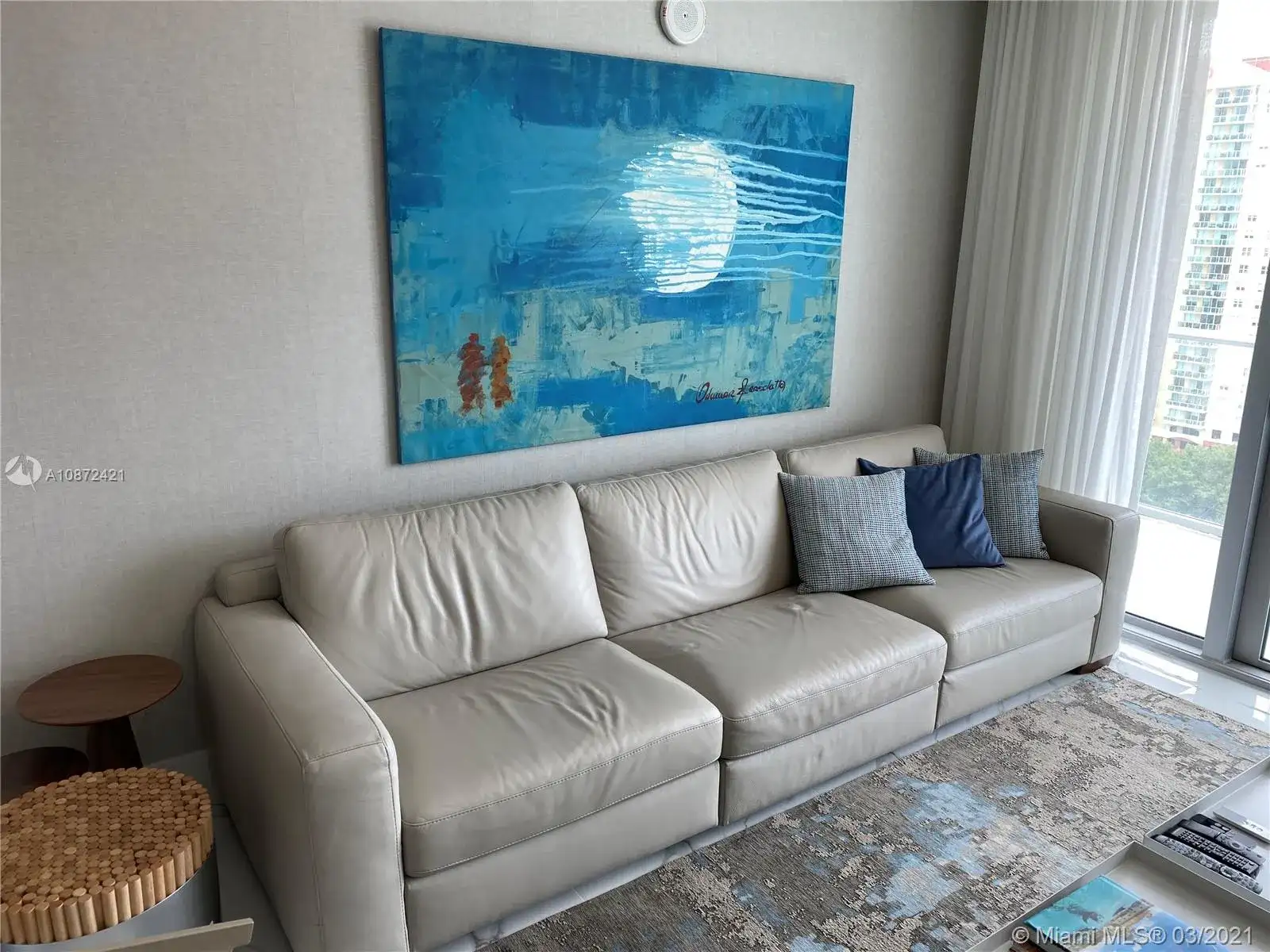 330 Sunny Isles Blvd # 1605, Sunny Isles Beach FL 33160 photo 4