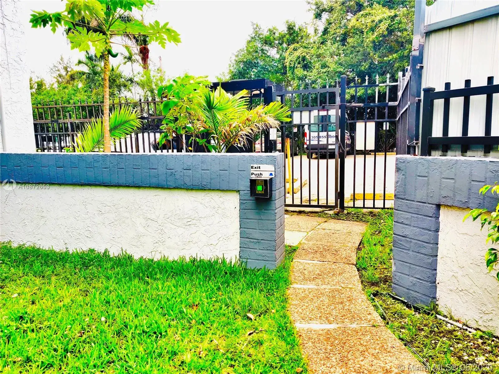 13500 NE 3rd Ct # 324, North Miami FL 33161 photo 4