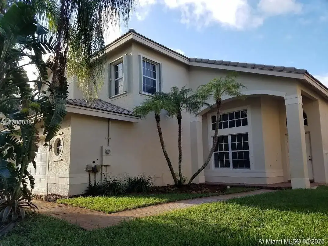 15811 SW 24th St, Miramar FL 33027 photo 2