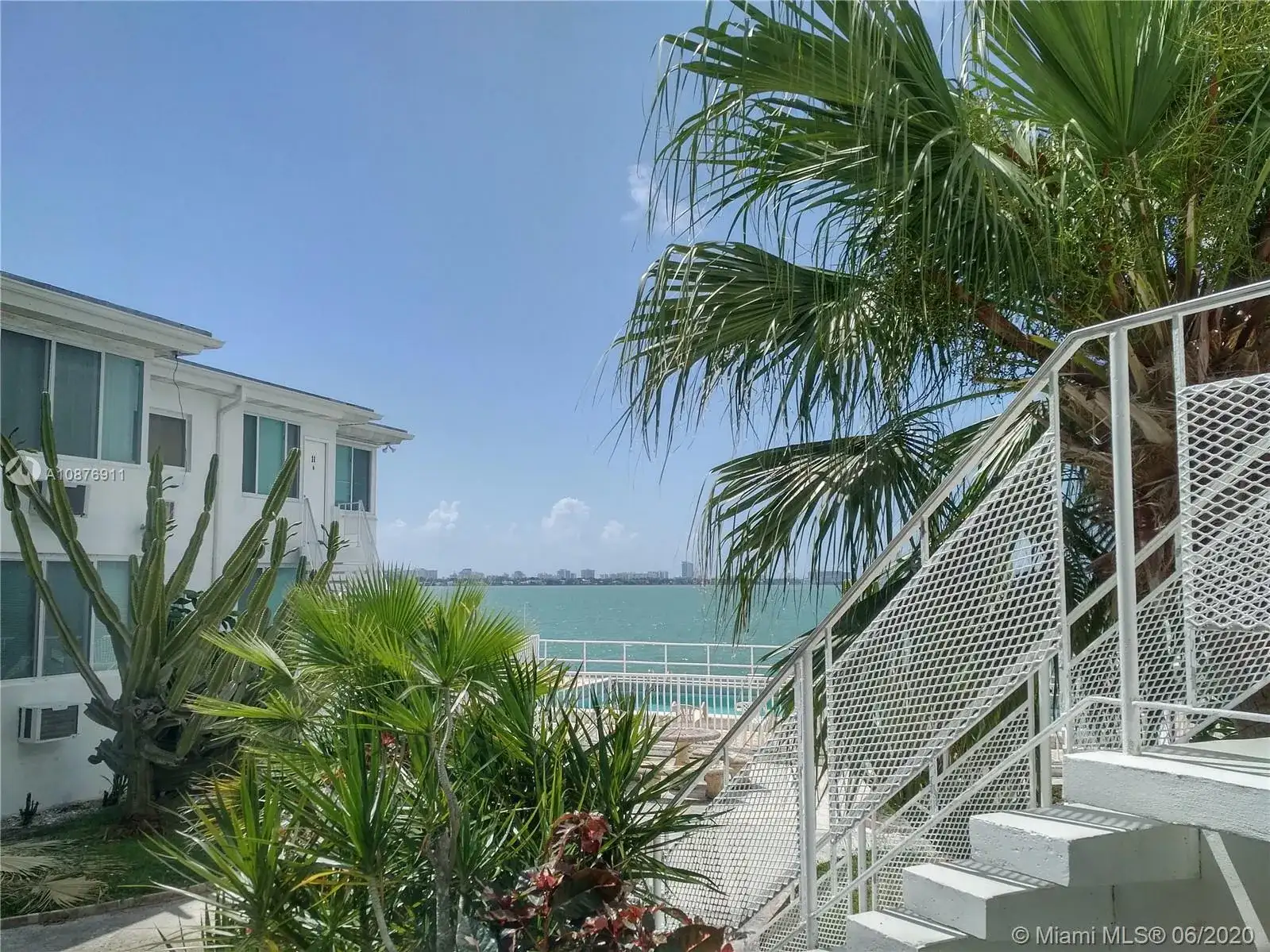 1830 S Treasure Dr # 6, North Bay Village FL 33141 photo 2