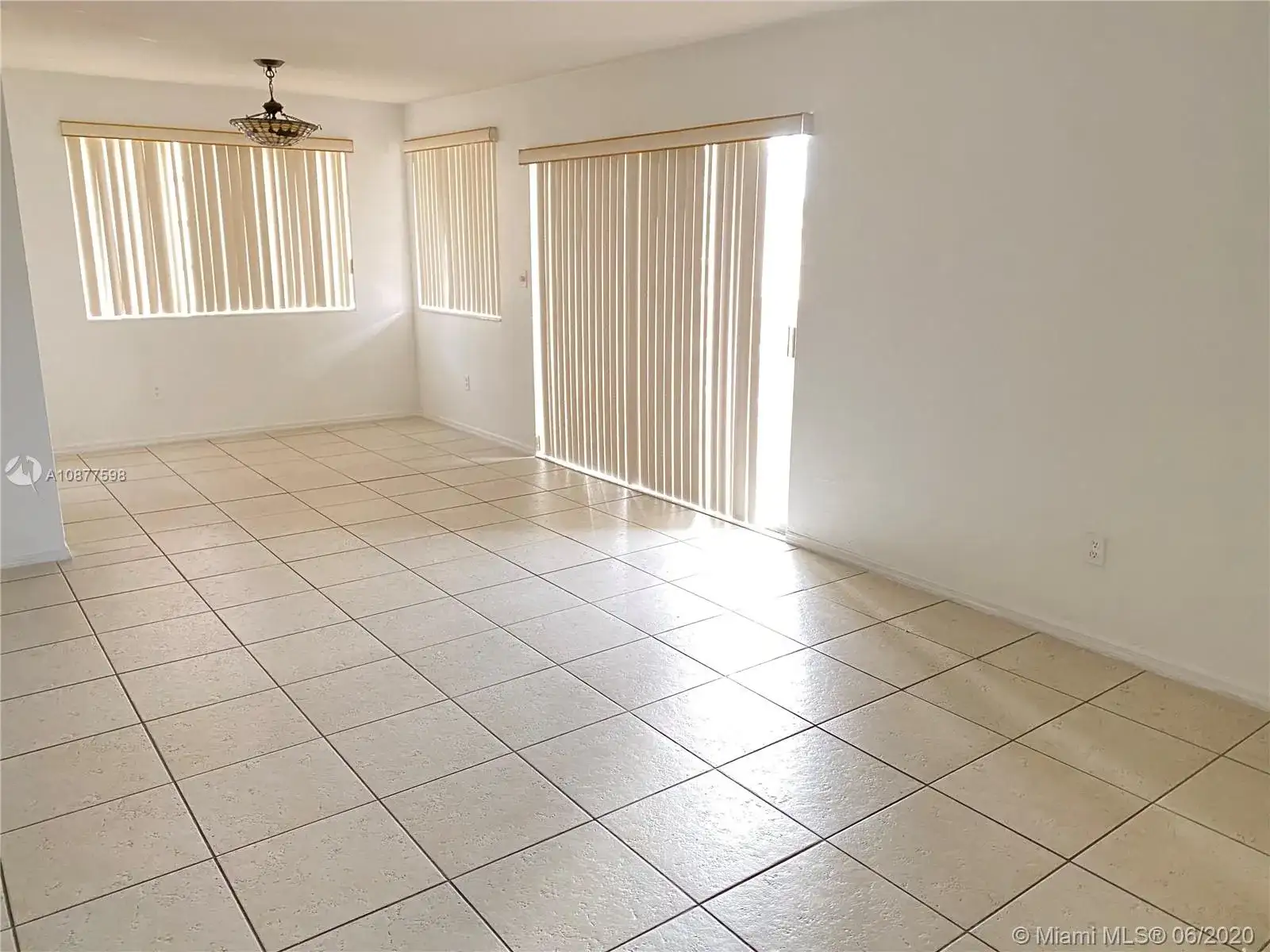 11960 NE 19th Dr # 10, North Miami FL 33181 photo 4