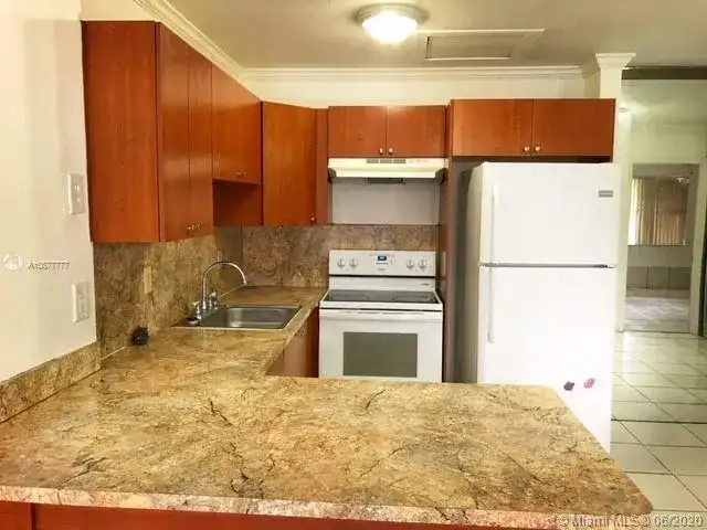 6545 W 27th Ct # 47, Hialeah FL 33016 photo 3