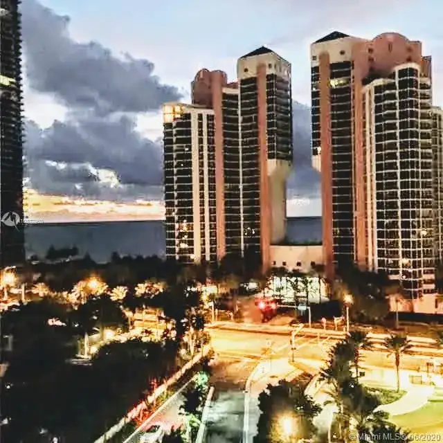 19370 Collins Ave # 1125, Sunny Isles Beach FL 33160 photo 3