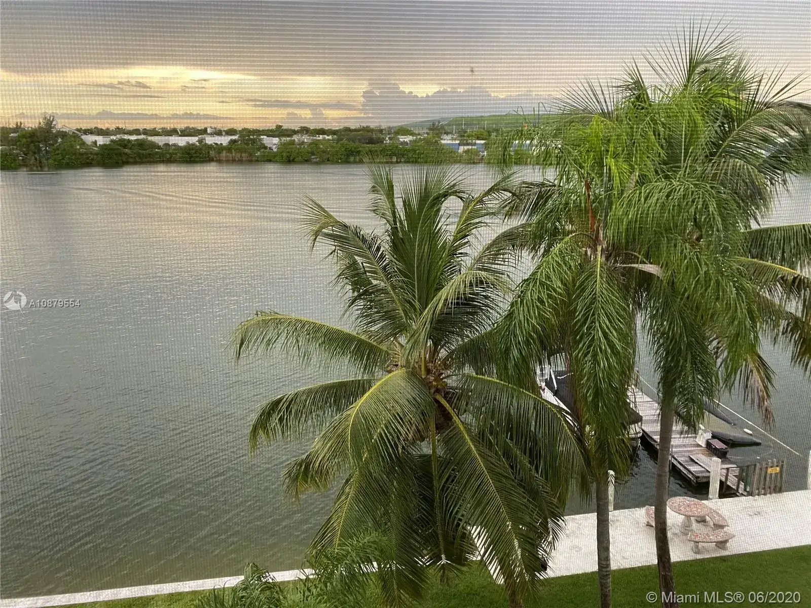 4311 Crystal Lake Dr # 413, Deerfield Beach FL 33064 photo 4