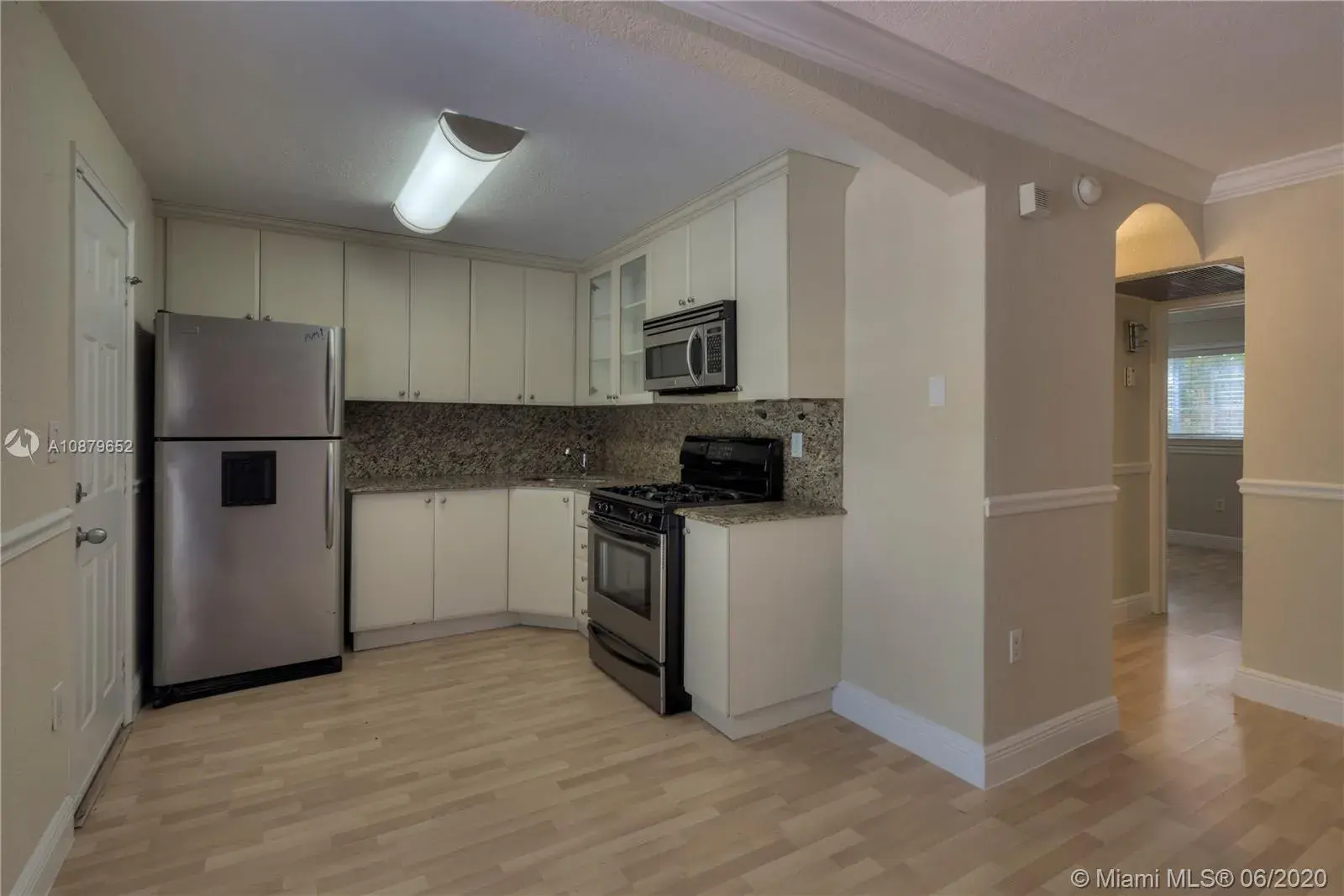 3245 Virginia St # 31, Miami FL 33133