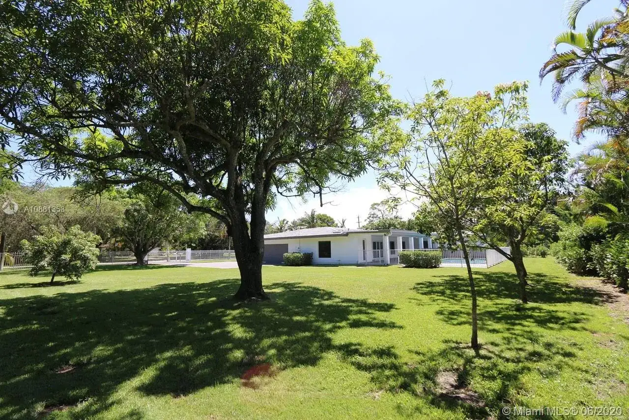 6695 SW 96th St, Pinecrest FL 33156 photo 5