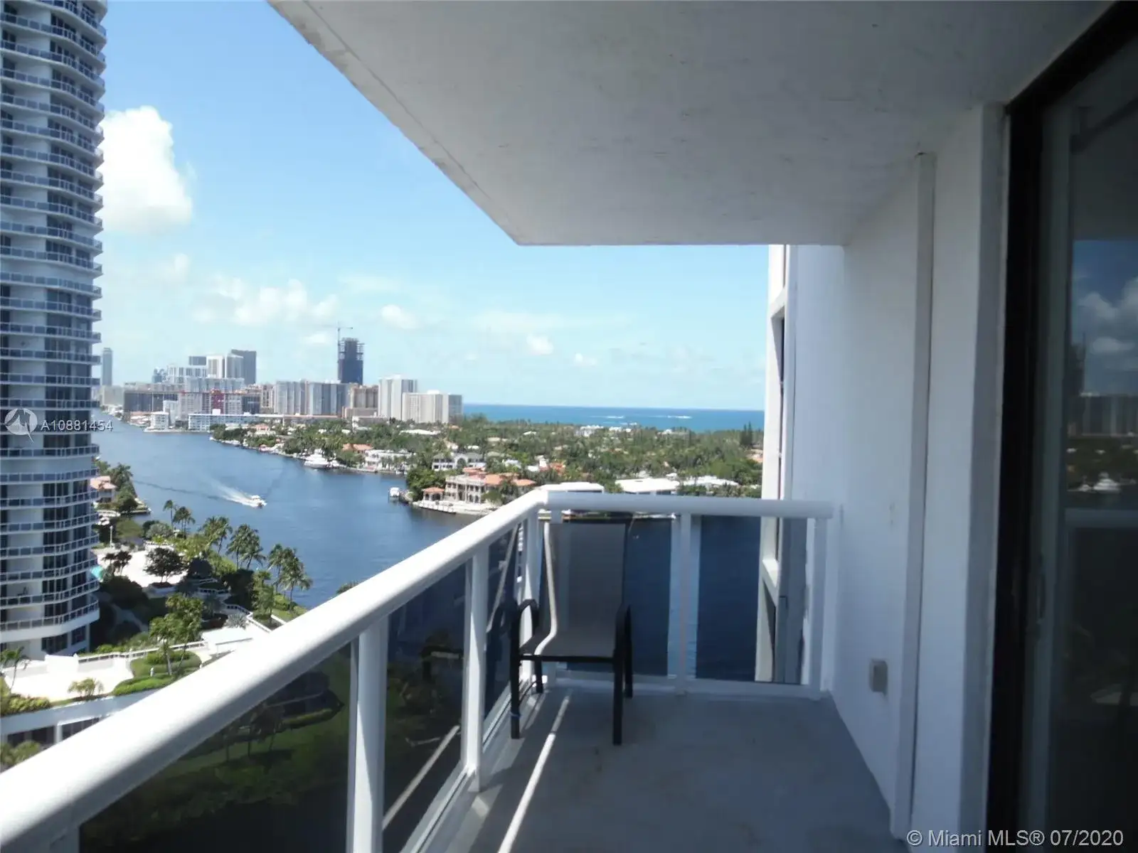 20515 E Country Club Dr # 1641, Aventura FL 33180 photo 2