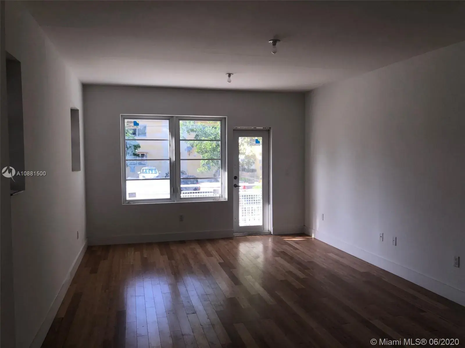 960 Bay Dr # 904, Miami Beach FL 33141