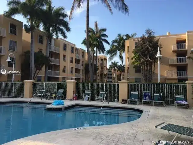 1341 SE 3rd Ave # 209, Dania Beach FL 33004 photo 2