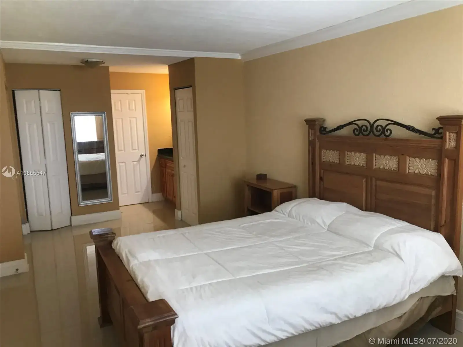 2935 NE 163rd St # 3F, North Miami Beach FL 33160 photo 2