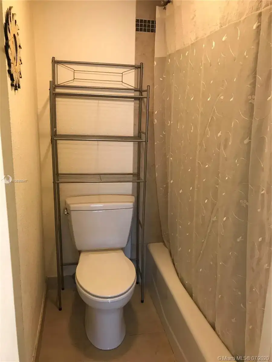 2935 NE 163rd St # 3F, North Miami Beach FL 33160 photo 5