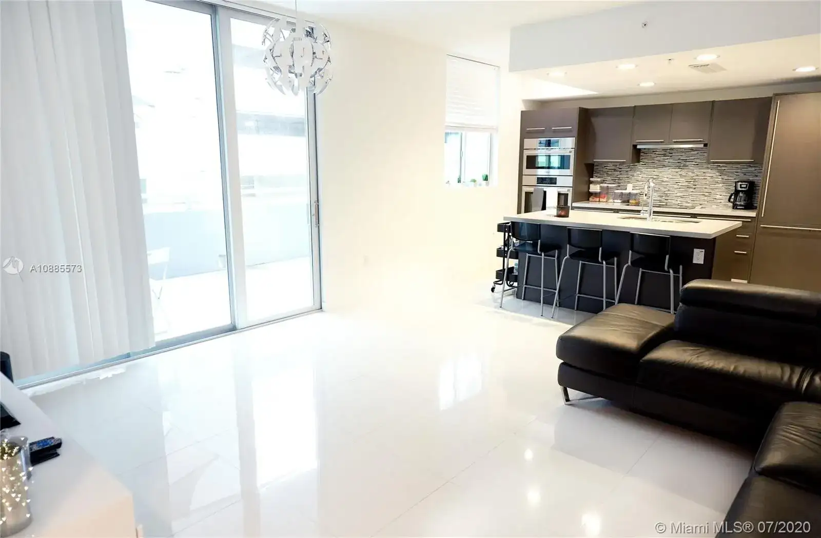 7875 NW 107th Ave # 215, Doral FL 33178 photo 4