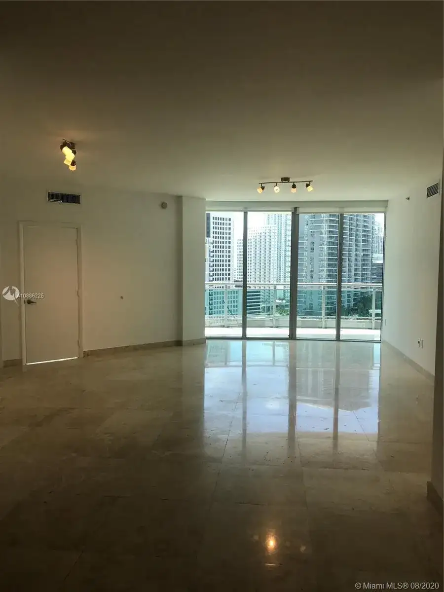 350 S Miami Ave # 2302, Miami FL 33130 photo 4