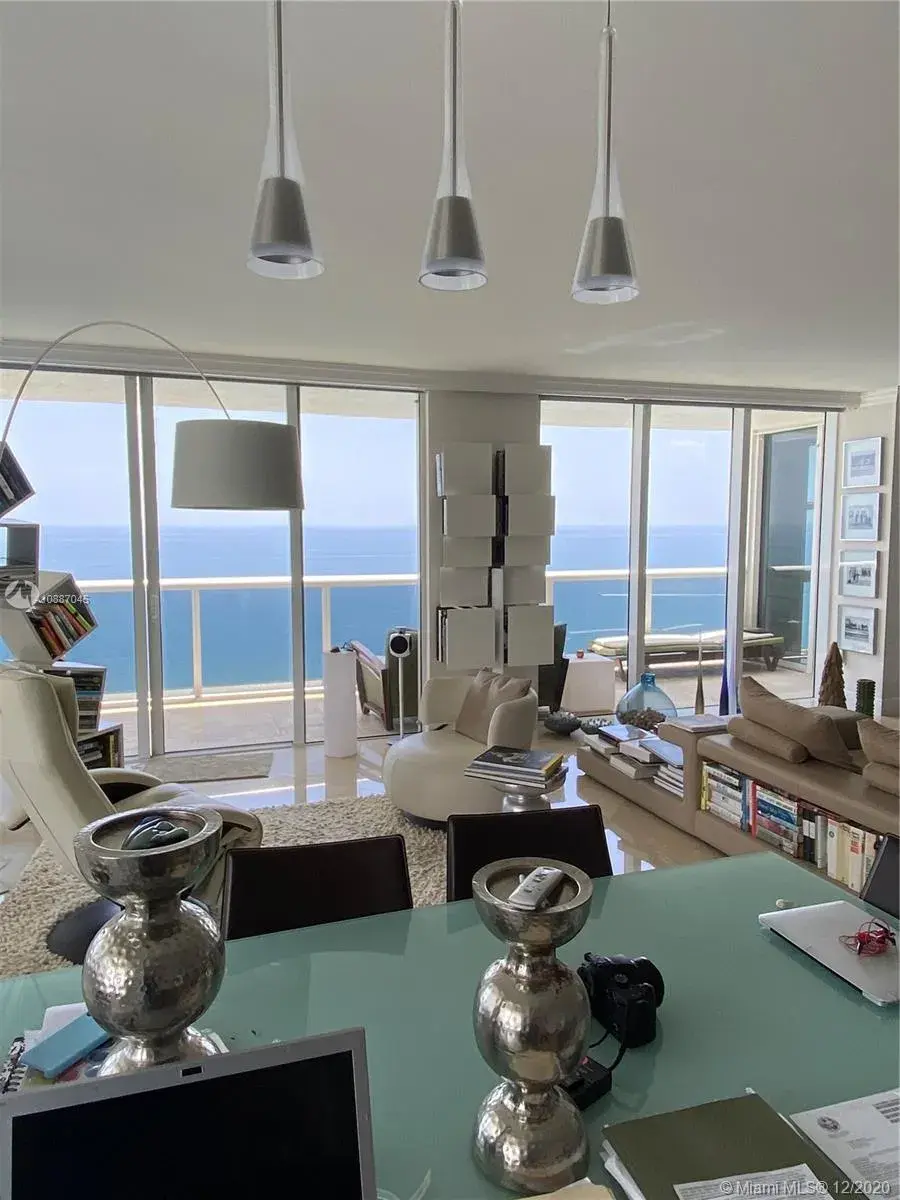 1800 S Ocean Dr # 3701, Hallandale Beach FL 33009