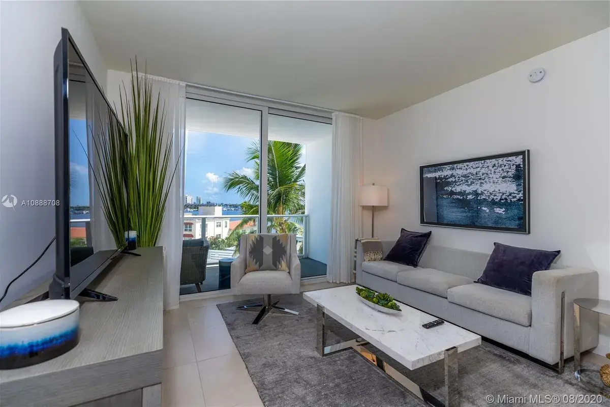 401 N Birch Rd # 505, Fort Lauderdale FL 33304