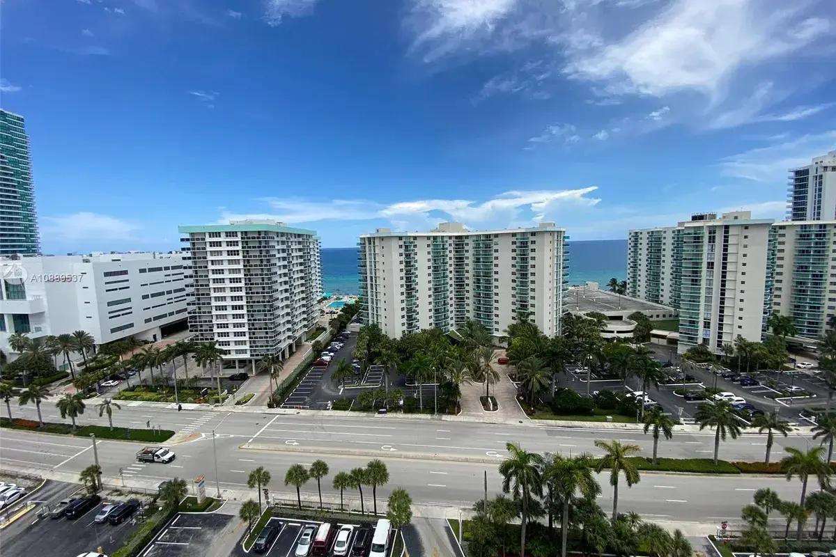 3800 S Ocean Dr # 1518, Hollywood FL 33019