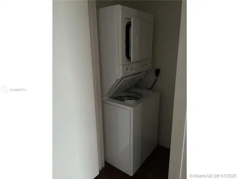 1791 NE Miami Gardens Dr # E303, Miami FL 33179 photo 4