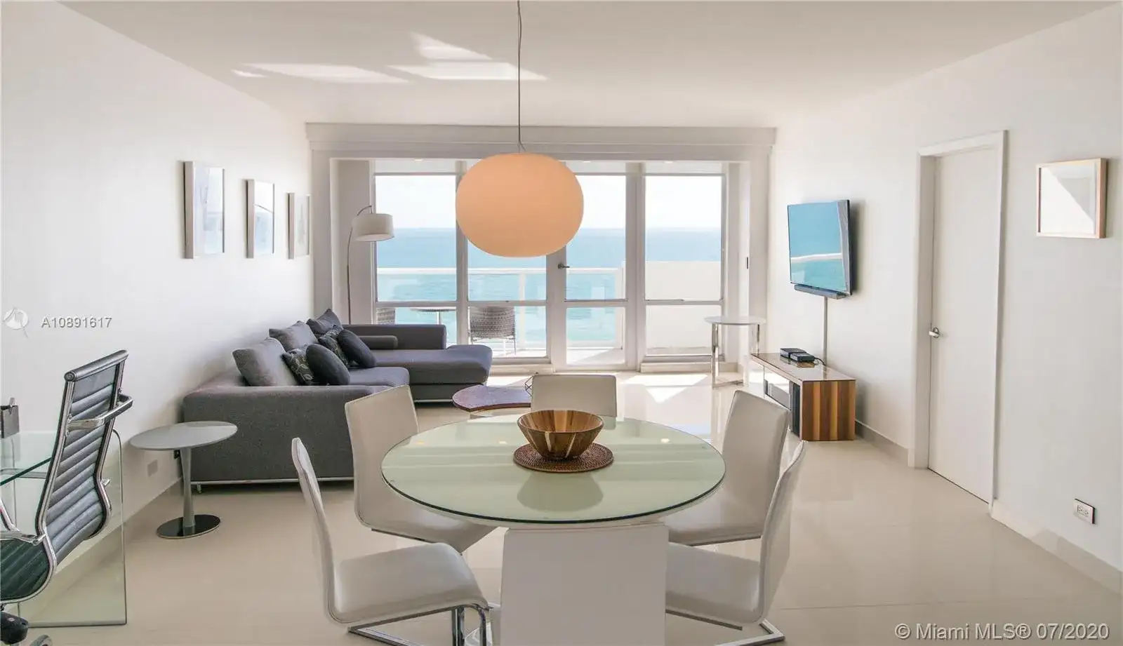 5601 Collins Ave # 1405, Miami Beach FL 33140 photo 2
