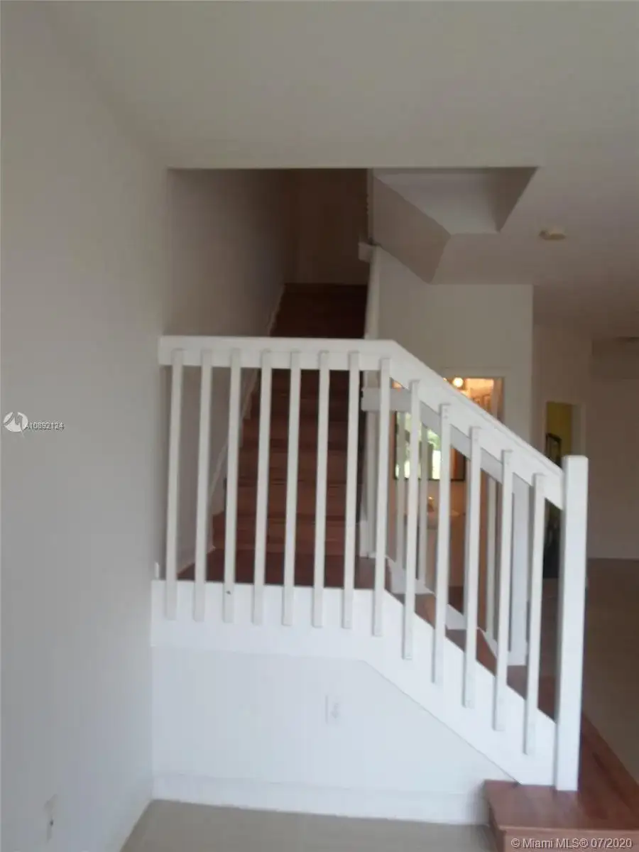 8164 NW 108 PL, Doral FL 33178 photo 4