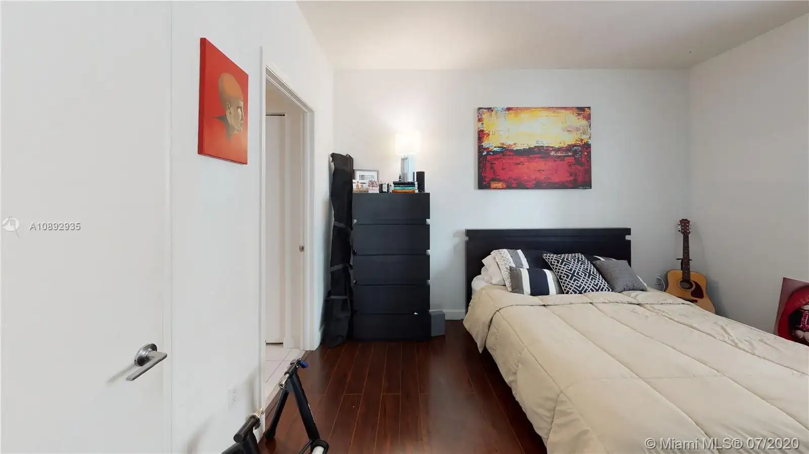 55 SE 6th St # 2110, Miami FL 33131 photo 3